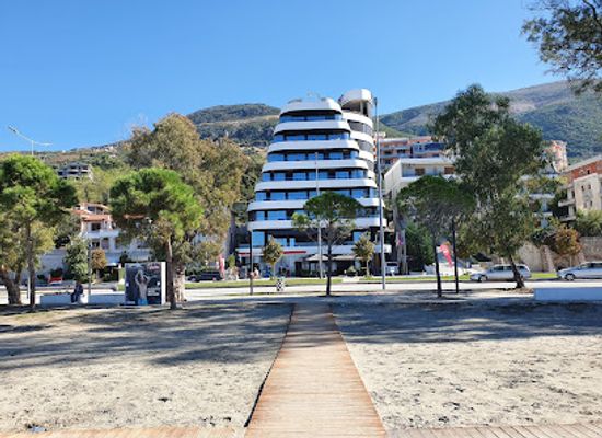 albania/vlore/restaurant/the-yacht-restaurant