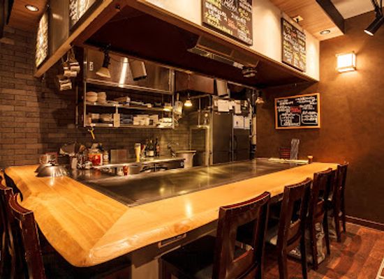 japan/hiroshima/restaurant/teppanyaki-dontoko-hatchobori
