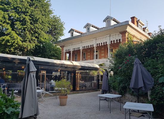 france/midi-pyrenees/restaurant/au-pois-gourmand-restaurant-terrasse-gastronomique