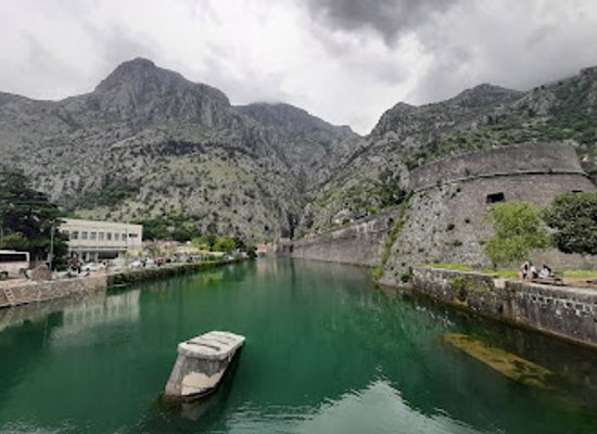 montenegro/moraca/restaurant/hemera-restaurant-bar