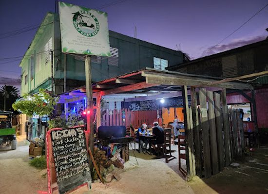 belize/caye-caulker/restaurant/reina-s