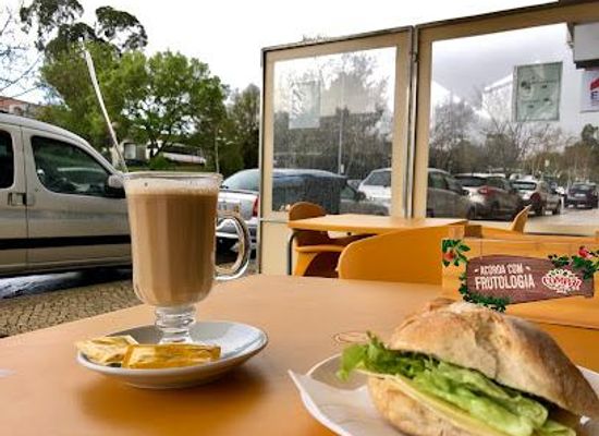 portugal/lisbon/restaurant/cafe-rainha