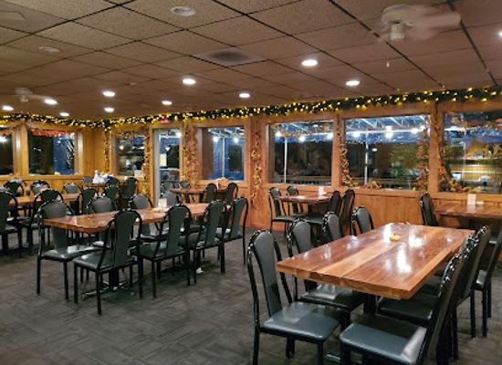 wisconsin/ice-age-trail/restaurant/fitz-s-on-the-lake