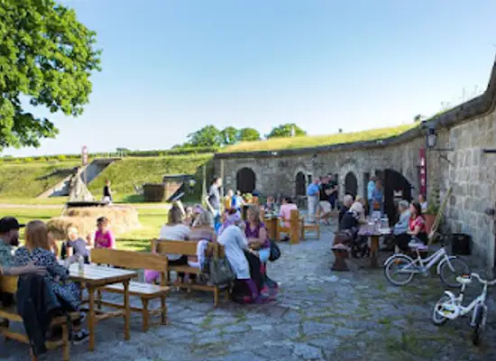 estonia/kuressaare/restaurant/kohvik-ollekoda