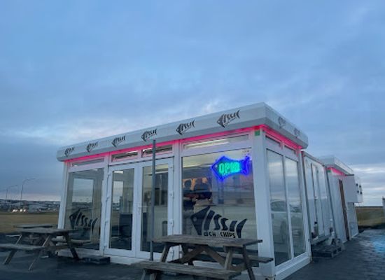 iceland/keflavik/restaurant/issi-fish-and-chips