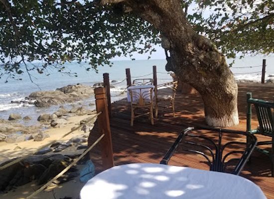 cameroon/kribi-beach/restaurant/restaurant-cabaret-fleur-marine