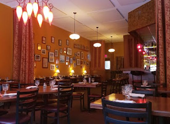 minnesota/saint-paul/cathedral-hill/restaurant/moscow-on-the-hill