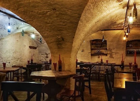 latvia/riga/restaurant/ala-pagrabs