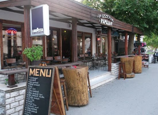 montenegro/ulcinj/restaurant/papillon