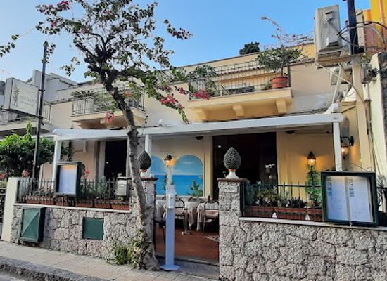 italy/taormina/restaurant/ristorante-rosmarino-taormina