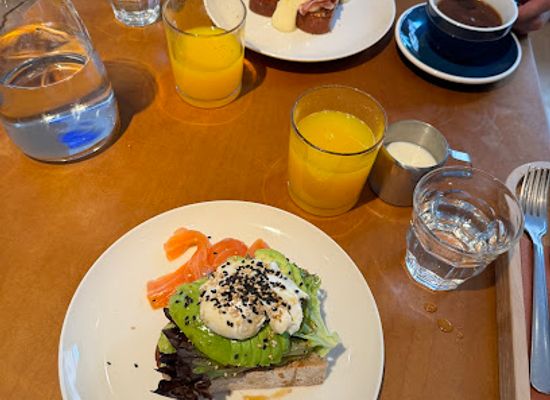 finland/uusimaa/restaurant/avgust-bistro