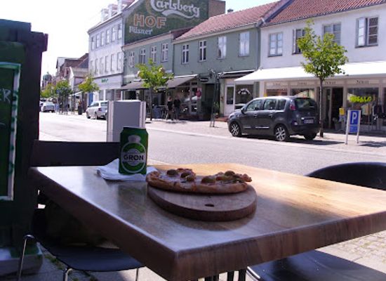 denmark/mon/restaurant/mon-isola-pizza