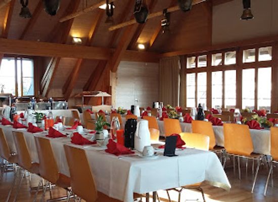 switzerland/emmental/restaurant/emmentaler-schaukaserei