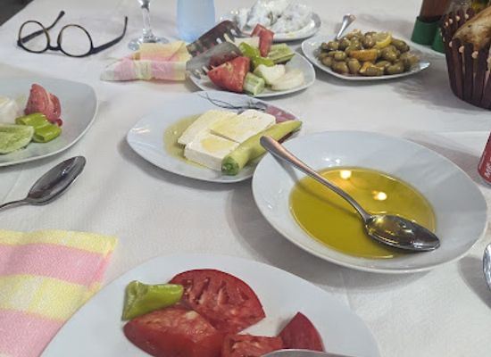 albania/toskeria/restaurant/lokal-tradicional