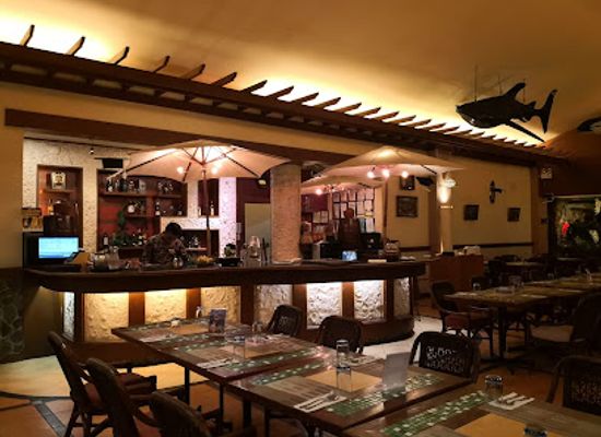 philippines/cebu-city/downtown-cebu-city/restaurant/lighthouse-restaurant