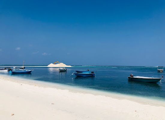 maldives/maafushi-island/restaurant/kaalamaa