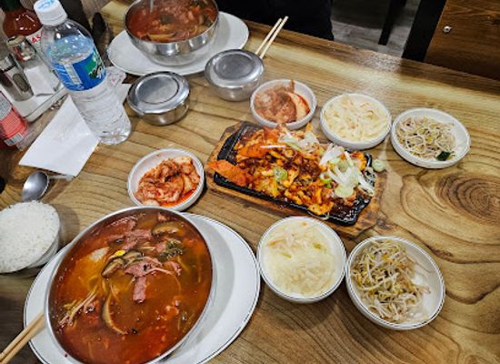 micronesia/kolonia/restaurant/korea-place