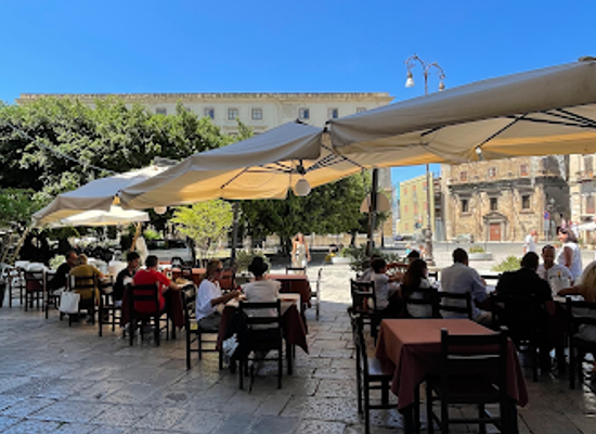 italy/palermo/kalsa/restaurant/la-cambusa