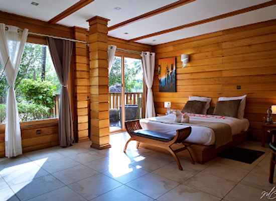 gabon/ivindo-basin/restaurant/river-lodge-resort