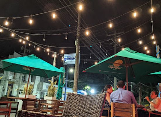 honduras/la-ceiba/restaurant/the-garage-cafe