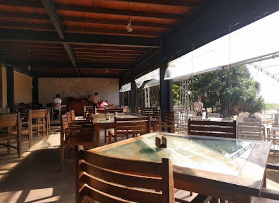 sri-lanka/dry-zone/restaurant/the-station-restaurant-bar