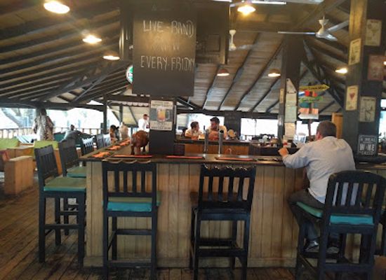 sierra-leone/western-area/restaurant/papaya-restaurant