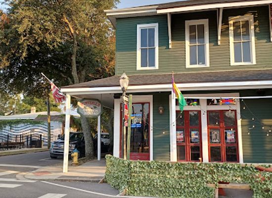 alabama/mobile-bay/restaurant/wintzell-s-oyster-house