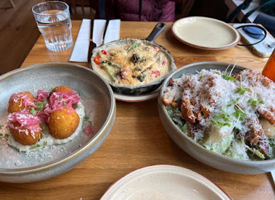 iceland/westman-islands/restaurant/nas