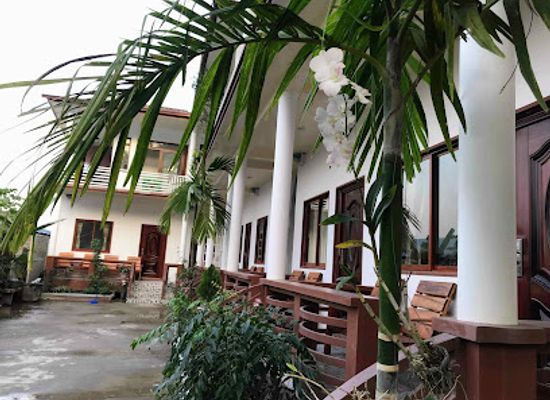 myanmar-burma/ngwe-saung-beach/restaurant/zarvilla-ngwesaung
