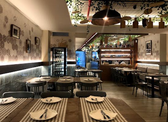 spain/santiago-de-compostela/ensanche/restaurant/a-noiesa-casa-de-comidas