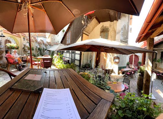 ukraine/lviv/lychakiv/restaurant/mons-pius