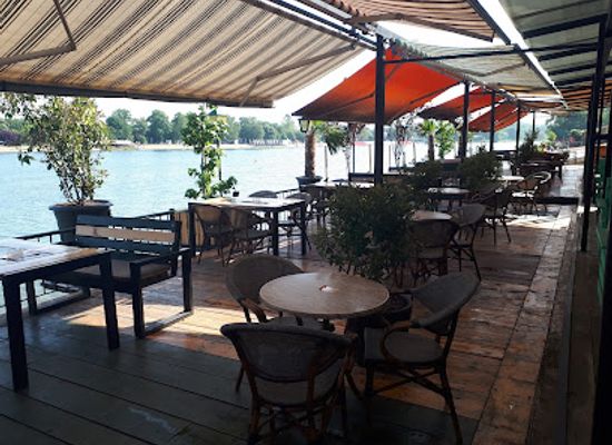 serbia/ada-ciganlija/restaurant/hacienda-makondo