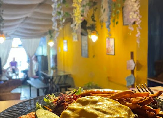 sri-lanka/kandy-district/restaurant/scooby-s-hideaway