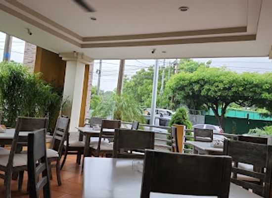 nicaragua/managua/restaurant/summer-bar-y-restaurante