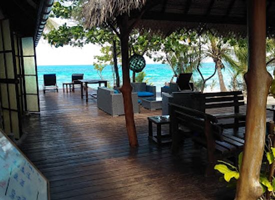 french-polynesia/rangiroa/restaurant/the-six-passengers