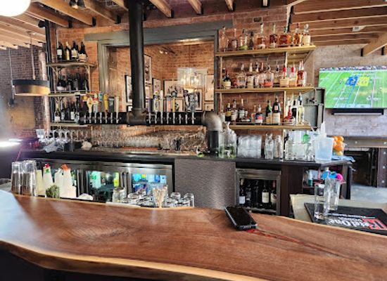 nebraska/rainwater-basin/restaurant/fleetwood-haymarket