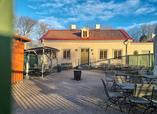 sweden/bohuslan/attraction/gunnebo-palace-and-gardens