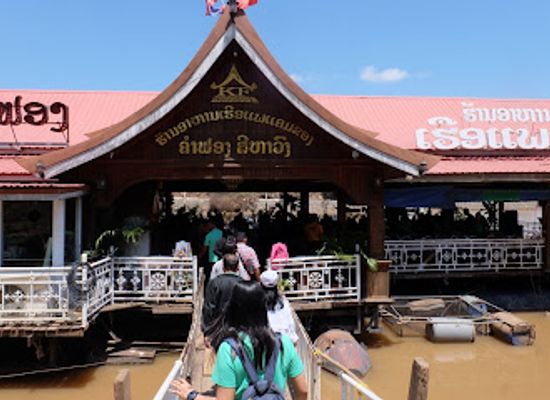 laos/pakse/restaurant/khamfong-boat-restaurant