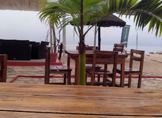 angola/lobito-bay/restaurant/gamma-beach-restaurant-bar