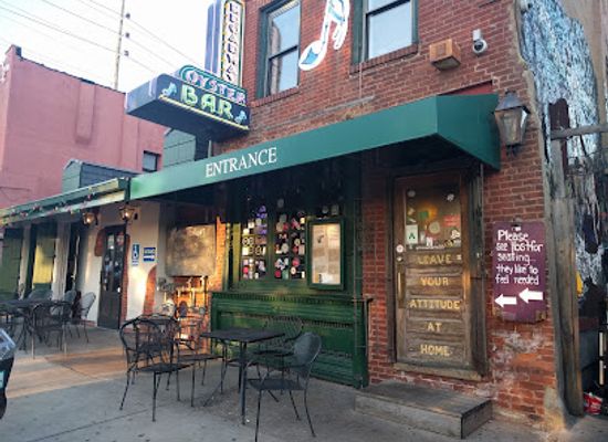 missouri/st-louis/restaurant/broadway-oyster-bar