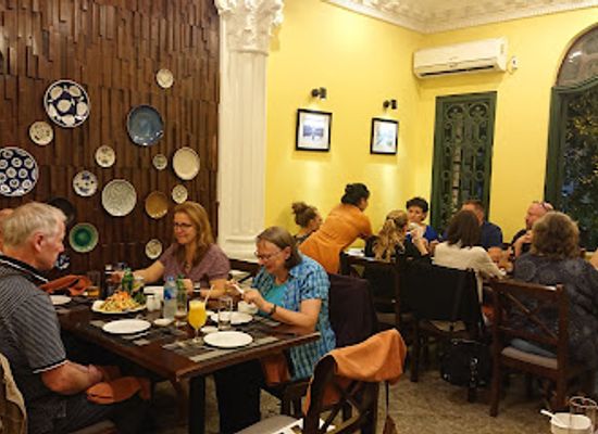 vietnam/hanoi/restaurant/rue-lamblot-restaurant-cafe