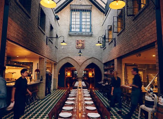 california/los-angeles/restaurant/republique-cafe-bakery-republique-restaurant