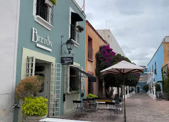 mexico/queretaro/restaurant/cafe-breton