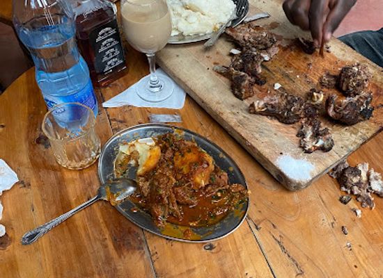 kenya/mount-kenya/restaurant/gawanaz-grill-makutano