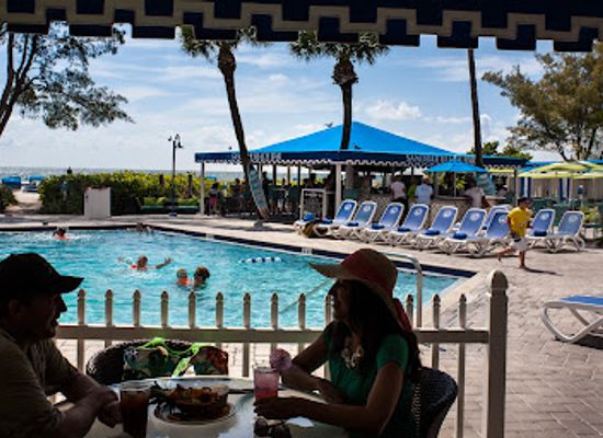 florida/st-petersburg-beach/restaurant/gulfside-kitchen