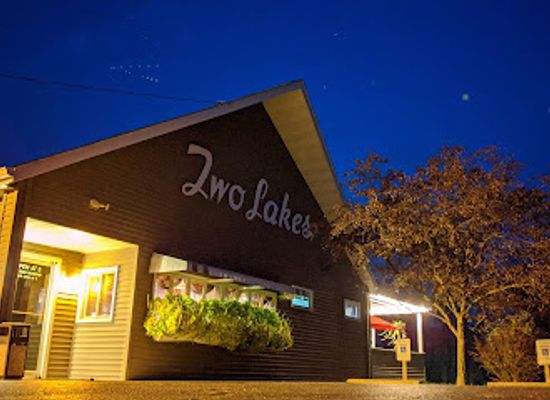 wisconsin/northwoods/restaurant/two-lakes-supper-club