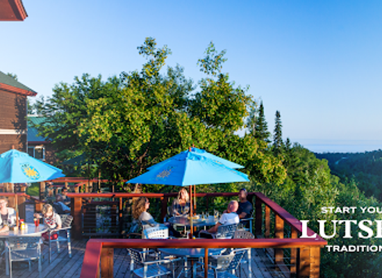 minnesota/superior-national-forest/restaurant/papa-charlie-s-tavern