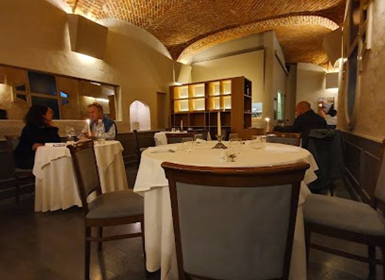 italy/turin/centro/restaurant/al-garamond