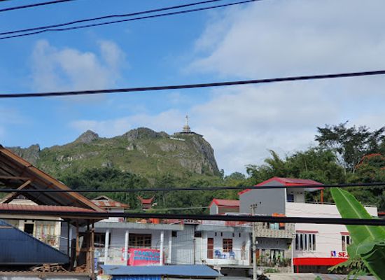 indonesia/tana-toraja/restaurant/almas-bakso-babi