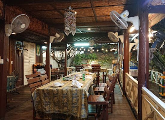 laos/vientiane/restaurant/phakhao-lao-restaurant